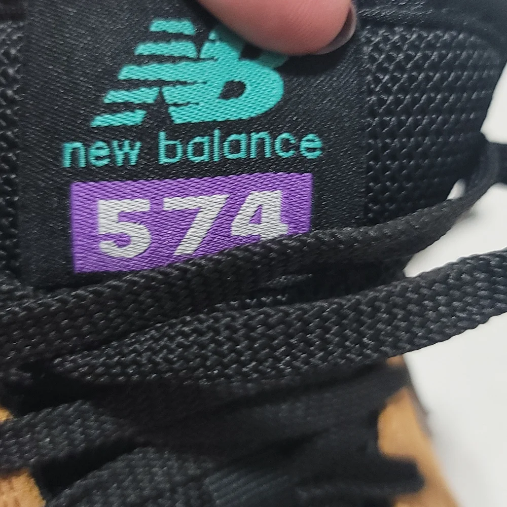 New Balance - Picture 4 of 4